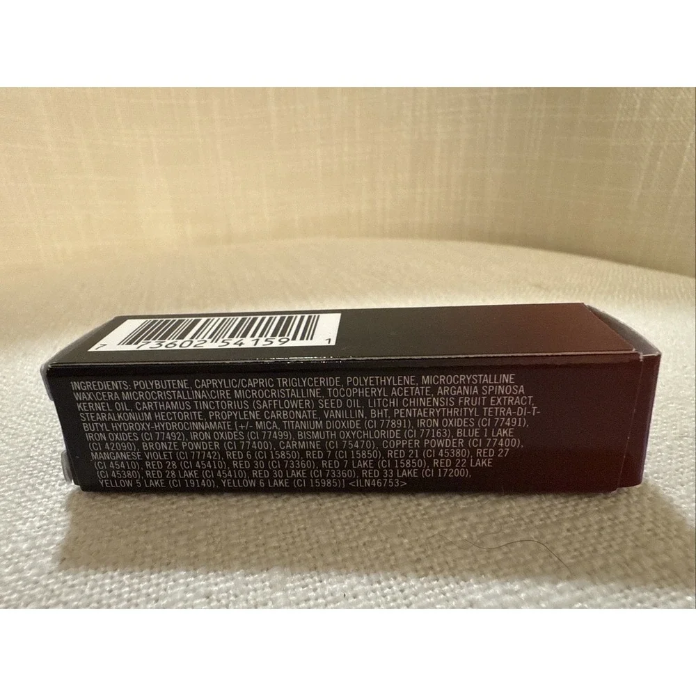 MAC‎ Love Me Lipstick 423 E for Effortless 0.1oz New in Box
